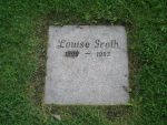 Louise Groth.JPG